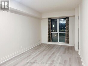 1 Upper Duke Crescent in Markham, ON - Building Photo - Building Photo