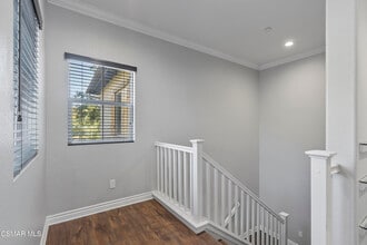 4761 Via Altamira in Thousand Oaks, CA - Foto de edificio - Building Photo