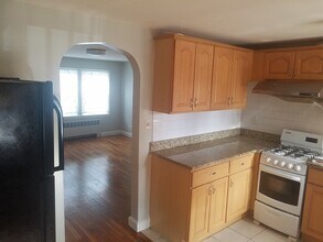 915 Hancock St in Quincy, MA - Building Photo - Building Photo