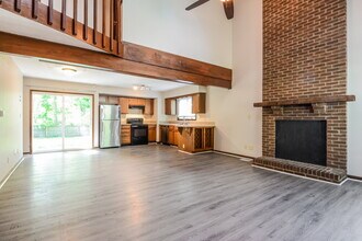 1804 Shorter Ct in Indianapolis, IN - Building Photo - Building Photo