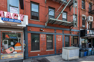 2405 2nd Ave in New York, NY - Building Photo - Building Photo