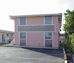 6350 W Flagler St in Miami, FL - Building Photo - Building Photo