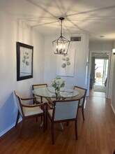 110 Spring Lake Ct in Vero Beach, FL - Foto de edificio - Building Photo