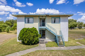 709 E Business 83 in Weslaco, TX - Building Photo - Building Photo