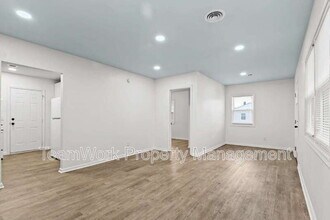 3020 Azalea Dr in North Charleston, SC - Building Photo - Building Photo
