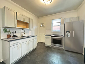 5726 Pemberton St in Philadelphia, PA - Building Photo - Building Photo