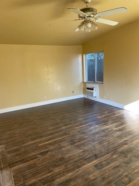 2255 Floral Ave in Chico, CA - Foto de edificio - Building Photo