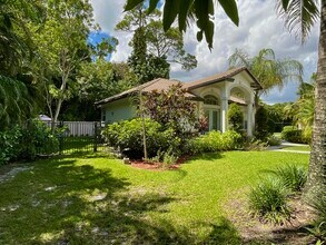 12132 Quercus Ln in West Palm Beach, FL - Building Photo - Building Photo