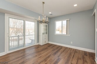 56 Woods Edge Dr in Roxbury Township, NJ - Building Photo - Building Photo