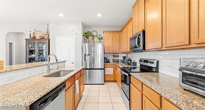 312 Bougainvillea Lp in Georgetown, TX - Building Photo - Building Photo