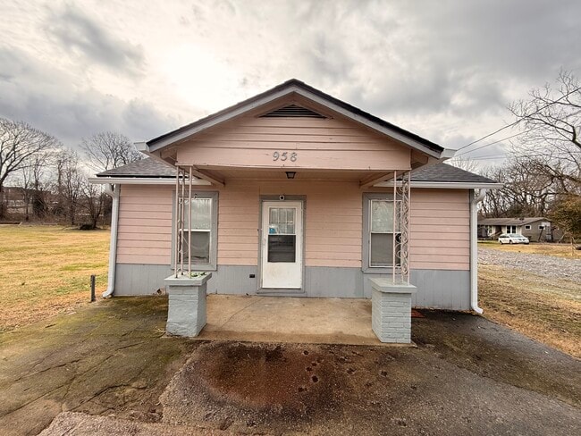 property at 958 Strouse Ave