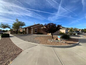 7500 Eagle Ave NW in Albuquerque, NM - Building Photo - Building Photo
