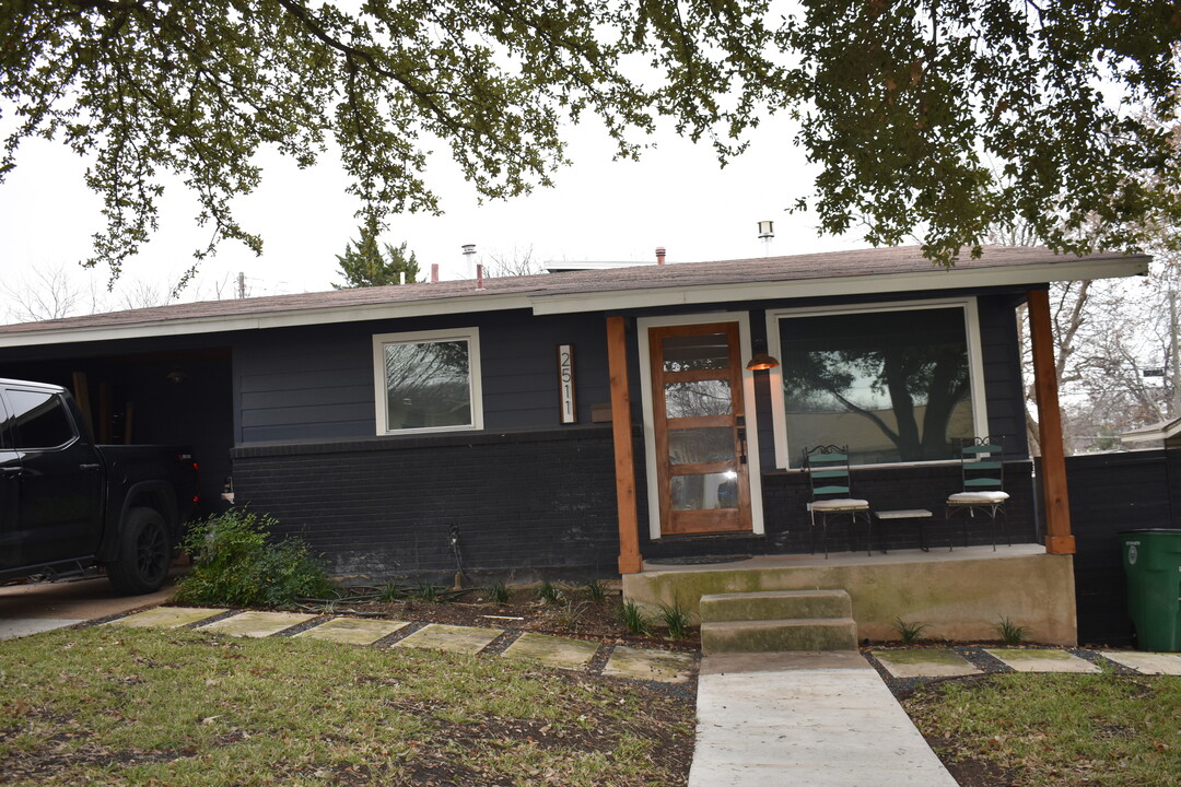 2511 Givens Ave in Austin, TX - Building Photo