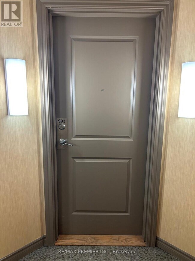 7730 Kipling Ave in Vaughan, ON - Building Photo - Building Photo