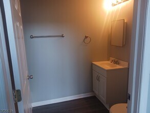 10 Courtland St-Unit -101 in Paterson, NJ - Building Photo - Building Photo