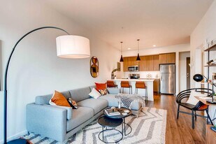 Cadence in Portland, OR - Building Photo