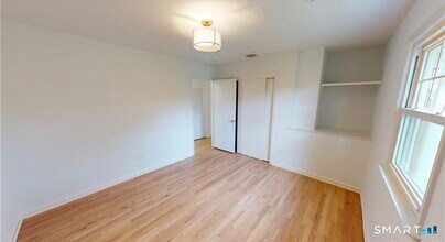 1 Cottontail Rd in Norwalk, CT - Building Photo - Building Photo