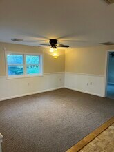 80 Greenwood Ct, Unit 80 Greenwood Apartment in Manchester, NH - Building Photo - Building Photo
