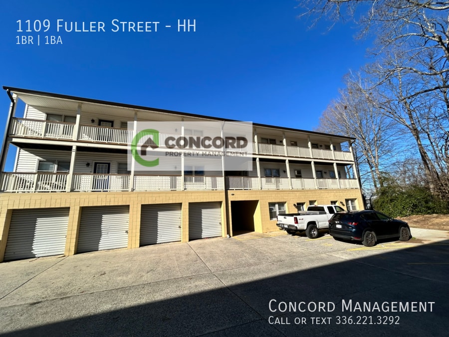 1109 Fuller St in Greensboro, NC - Building Photo