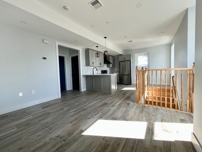 property at 116 Evans St