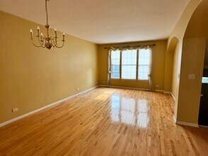 1182 Georgetown Way in Vernon Hills, IL - Building Photo - Building Photo