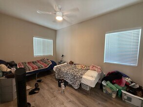 5223-5225 E Falls View Dr in San Diego, CA - Building Photo - Building Photo