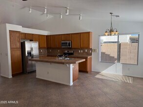 1319 W Michelle Dr in Phoenix, AZ - Building Photo - Building Photo