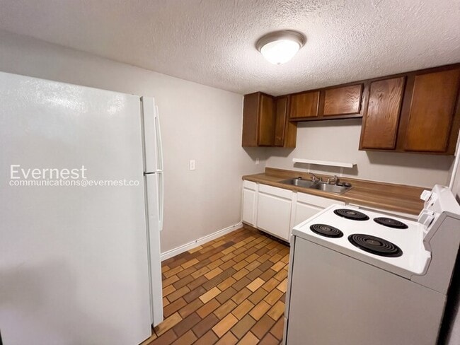 5727 N Morgan Ln, Unit 4 in Chattanooga, TN - Building Photo - Building Photo