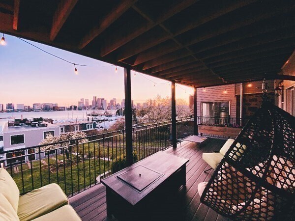 205 Webster St, Unit #1 in Boston, MA - Building Photo - Building Photo