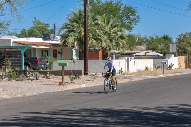 Apartments for rent in Blenman Elm, AZ