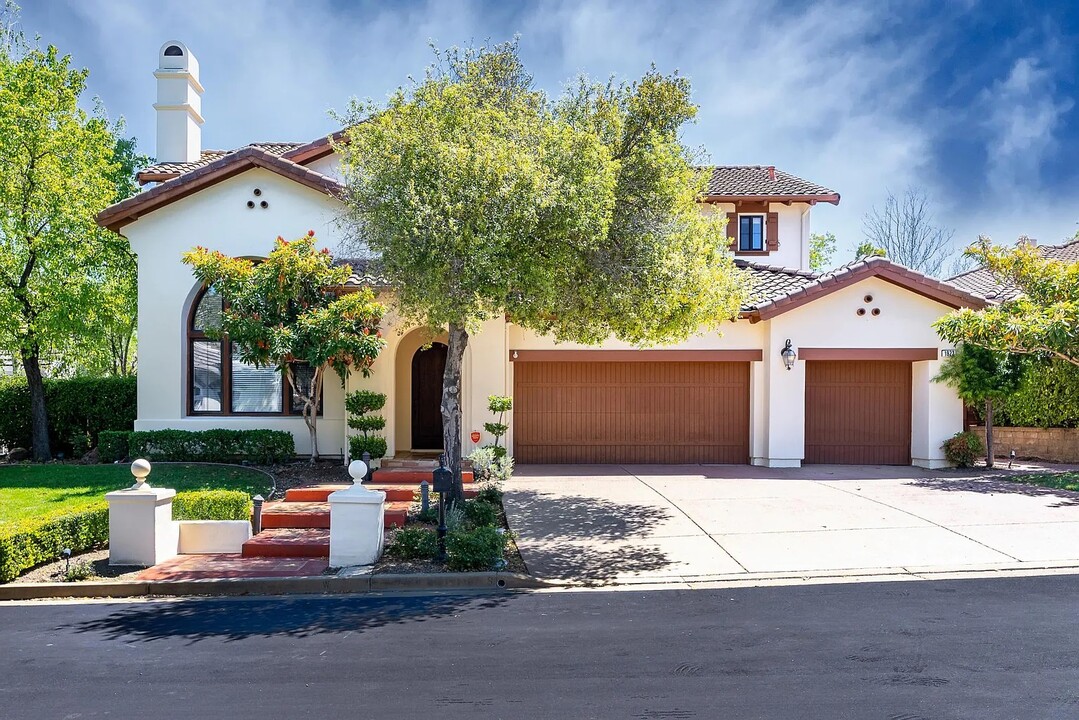 1923 Nicosia Ct in Pleasanton, CA - Building Photo