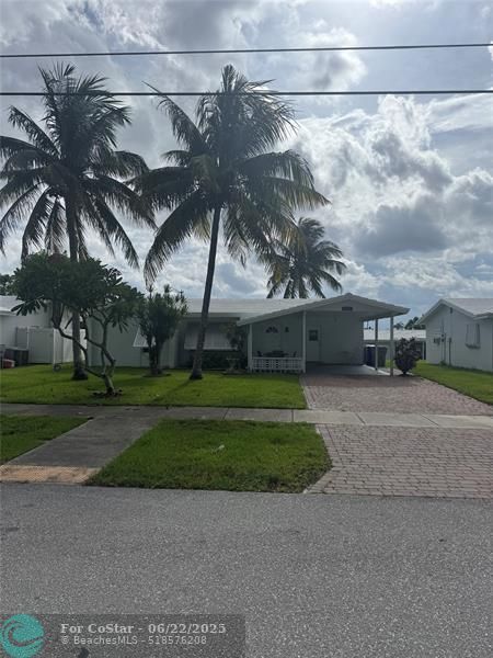 property at 2701 N Cypress Rd
