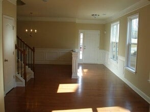 6015 Falls Landing Dr in Cumming, GA - Building Photo - Building Photo