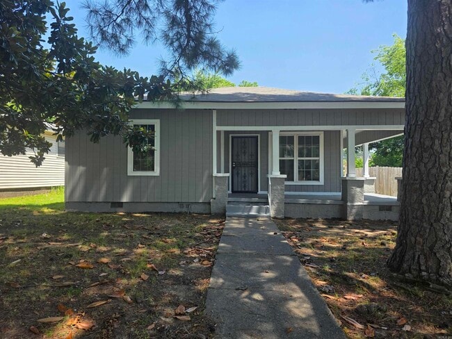 property at 501 W 24th St