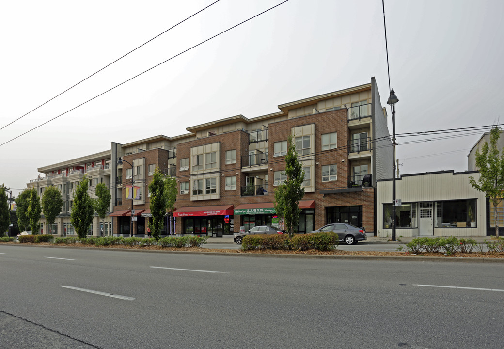 Kingwood Villa in Vancouver, BC - Building Photo