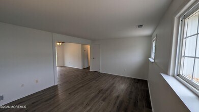 226 Sawmill Rd in Brick, NJ - Building Photo - Building Photo