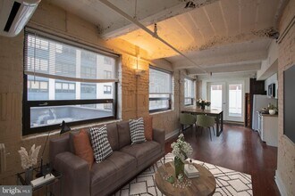 1501 Locust St in Philadelphia, PA - Building Photo - Building Photo