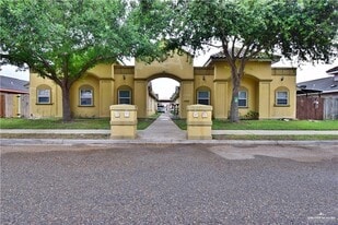 1705 Douglas, Unit 1 in Pharr, TX - Building Photo