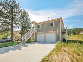 660 W Spruce St in Nederland, CO - Building Photo