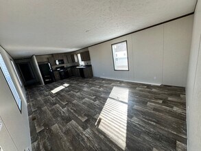 60 Creek Valley Cir in Battle Creek, MI - Building Photo - Building Photo