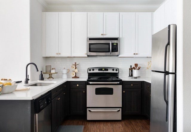 property at 8800 US-290