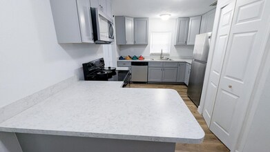 1 SE Drew Rd in Belleview, FL - Building Photo - Building Photo
