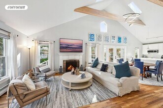 57 Woodruff Ln in Bridgehampton, NY - Building Photo - Building Photo