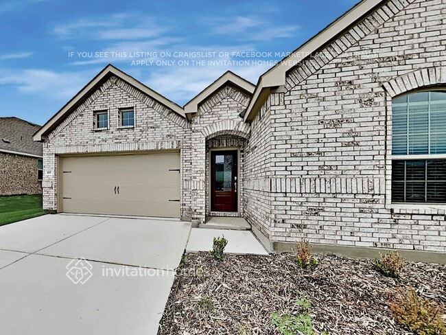 property at 617 Fitzroy Ln