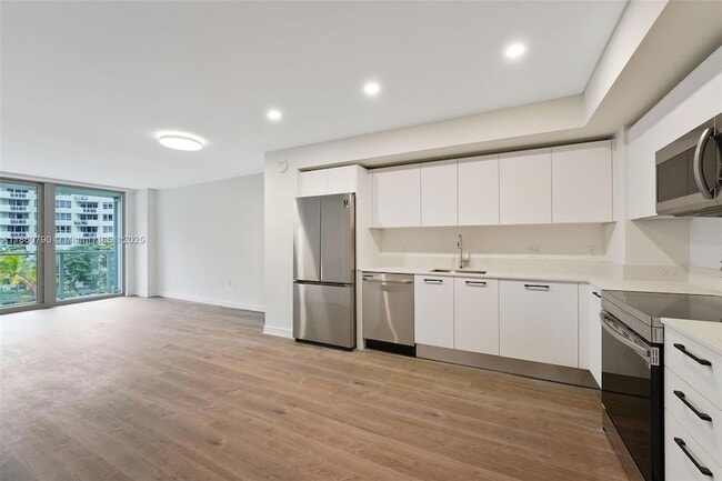 1500 Bay Rd, Unit N-1118 in Miami Beach, FL - Foto de edificio - Building Photo