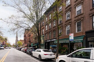 82 7th Ave in Brooklyn, NY - Building Photo - Building Photo
