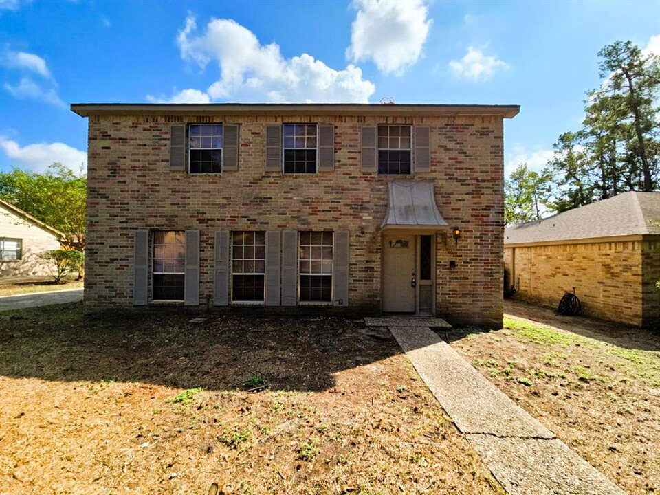 7623 Kleingreen Ln in Spring, TX - Building Photo