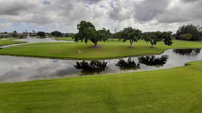 property at 4539 Luxemburg Ct