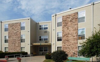 601 N Monroe St in Lebanon, MO - Building Photo