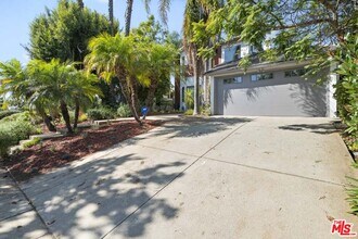 10453 Holman Ave in Los Angeles, CA - Building Photo - Building Photo